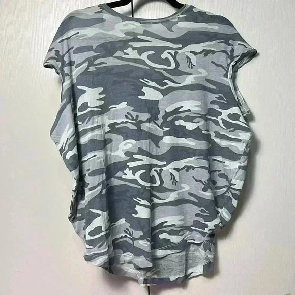 Splendid oversize sheer asymmetrical grey camo sleeves tee size XS/S - Picture 3 of 9